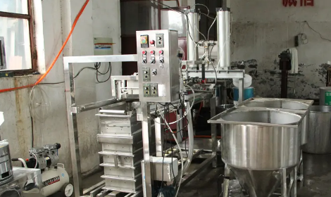 小型豆皮機(jī)設(shè)計缺陷