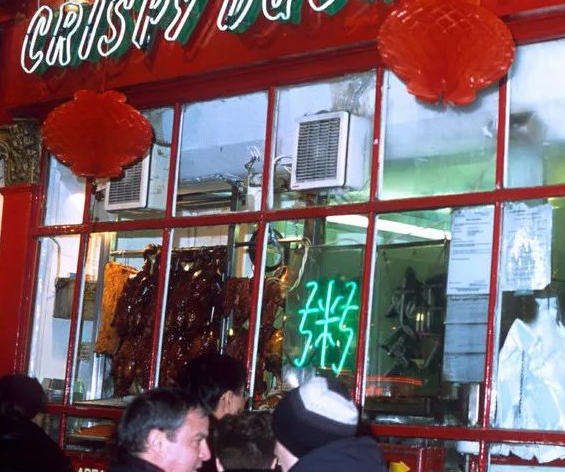 德國中餐館用豆皮機做豆皮